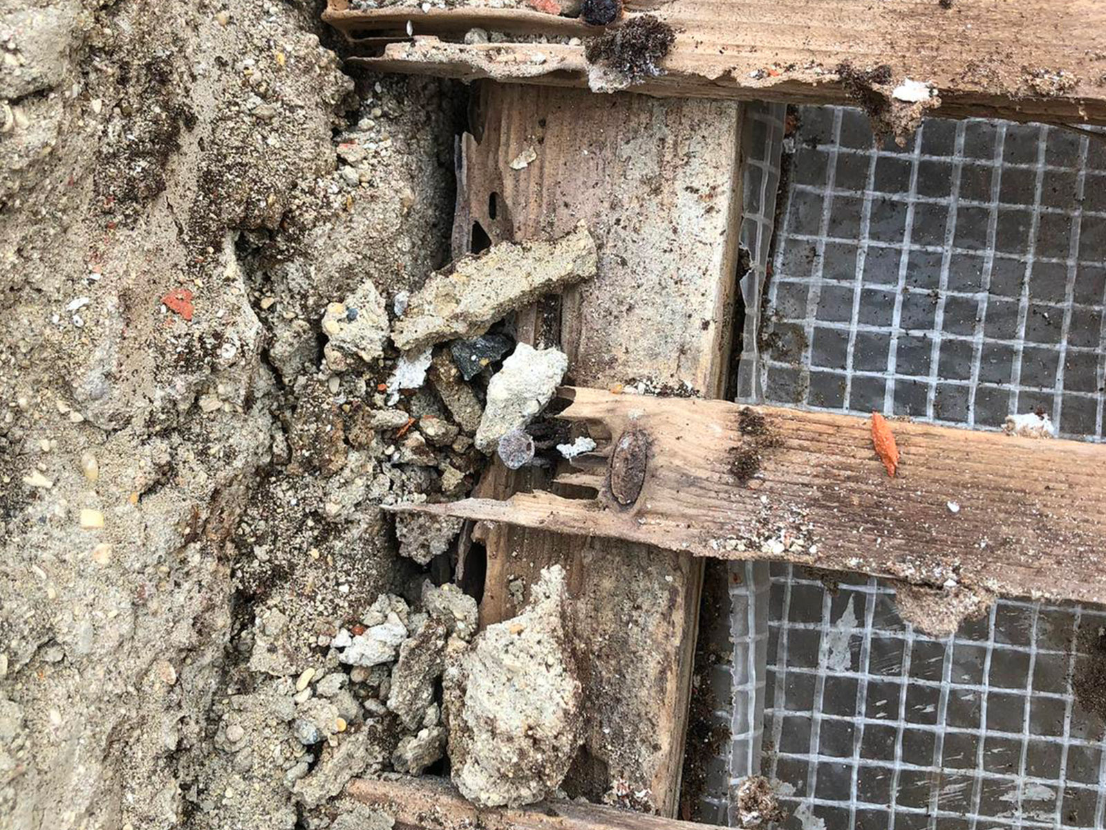 Charpentier avec Les Compagnons Moëllo à Vermon (27200)