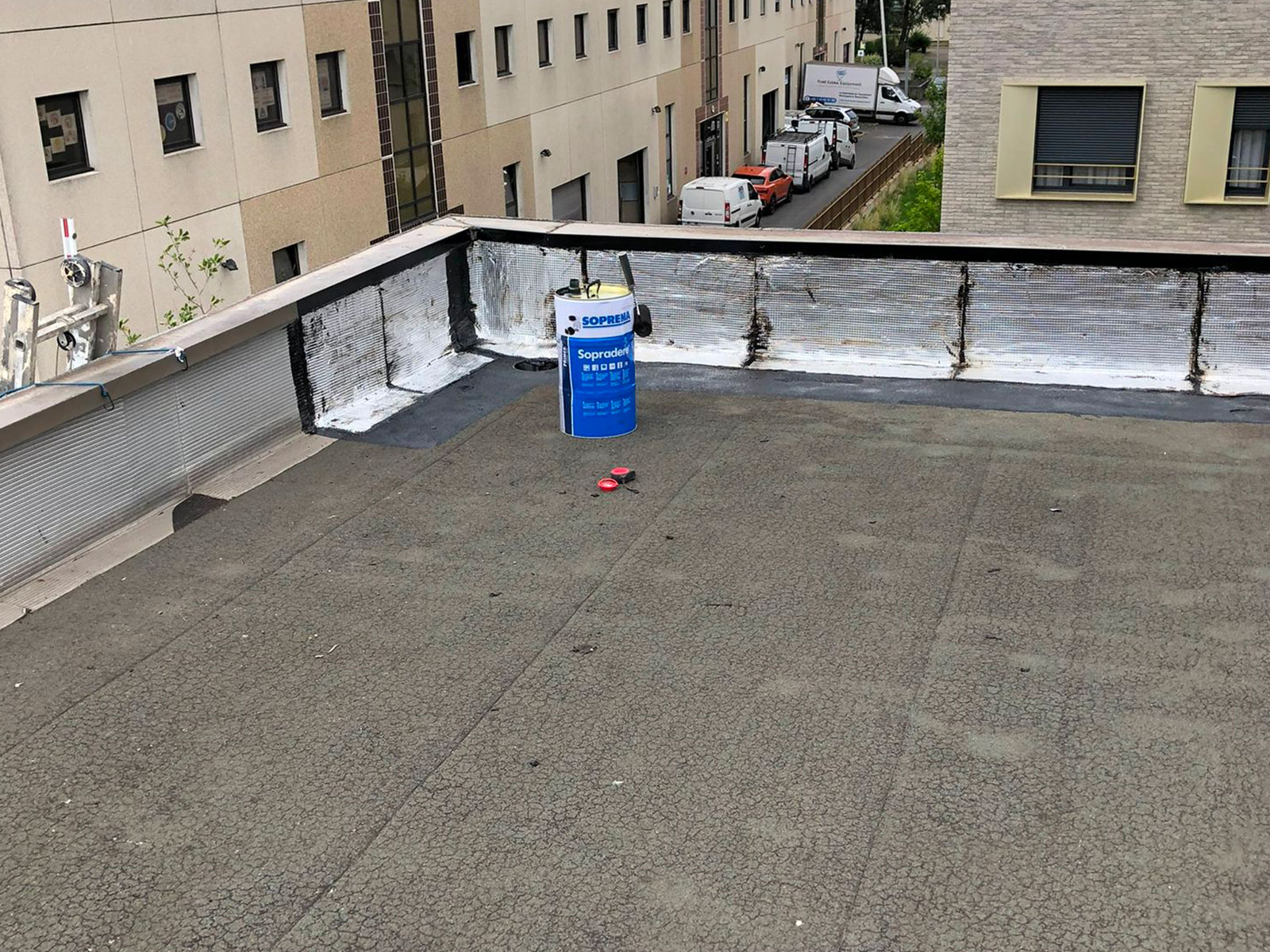 Réparation de fuite de toiture avec Les Compagnons Moëllo à Vermon (27200)